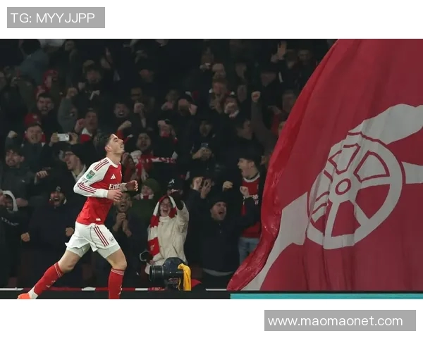 切尔西与阿森纳球迷冲突引发激烈斗殴现场混乱不堪